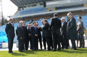 Днепропетровский стадион «Метеор» станет запасной тренировочной базой для одной из команд-участниц Евро-2012
