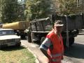 В центре Днепропетровска провалился грузовик