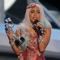 Леди Гага стала  главной победительницей премии MTV. Видео