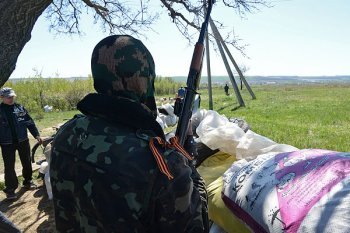 С самого утра украинская армия начала артиллерийский обстрел Славянска
